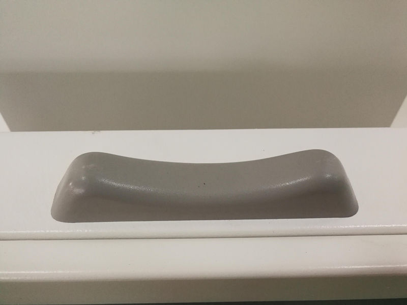 颚拖