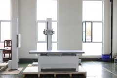 Dual-column X-ray machine that can take x-ray pictures in both standing and lying positions